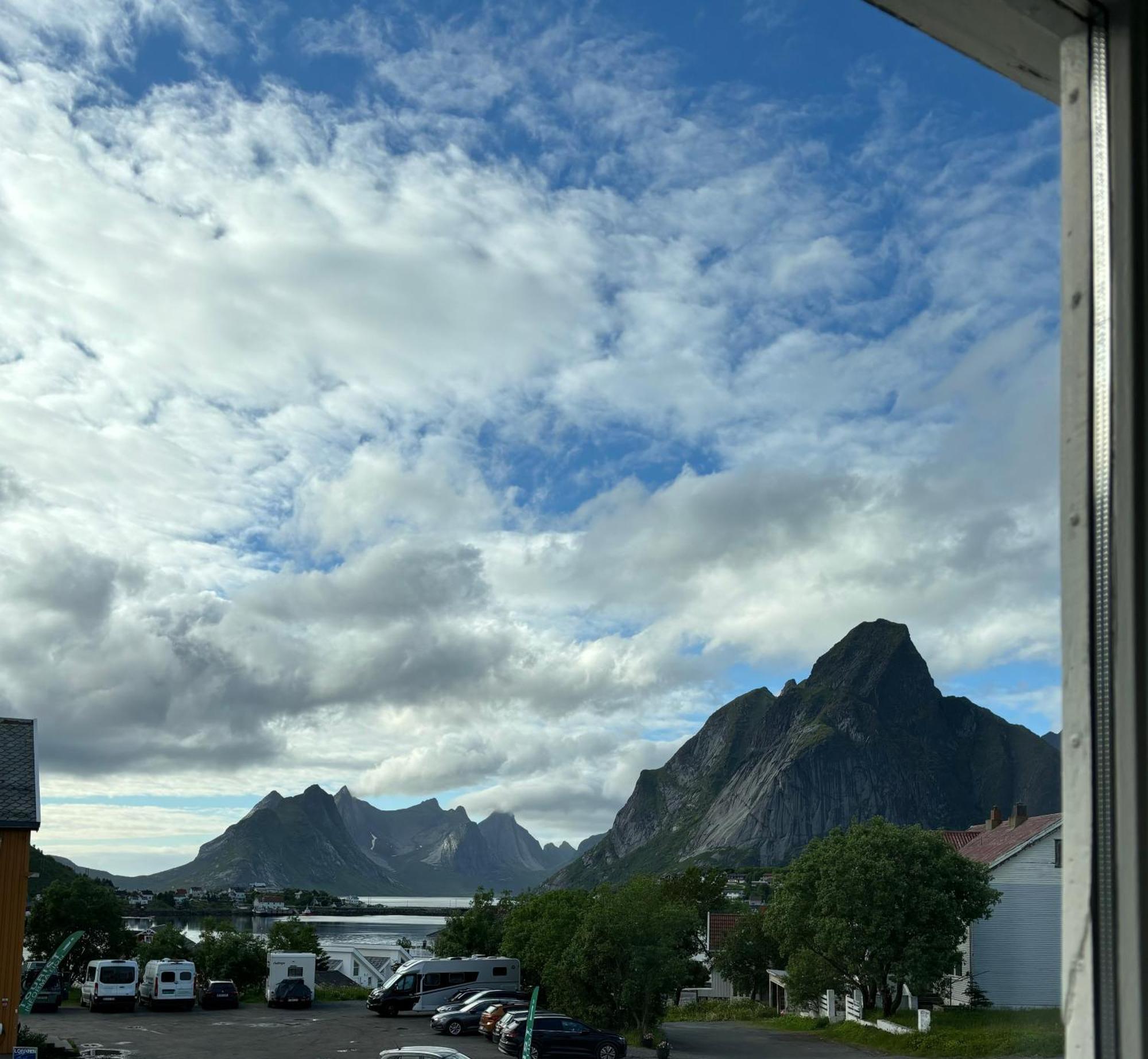 Lofoten Bed & Breakfast Reine - Rooms & Apartments Exterior foto