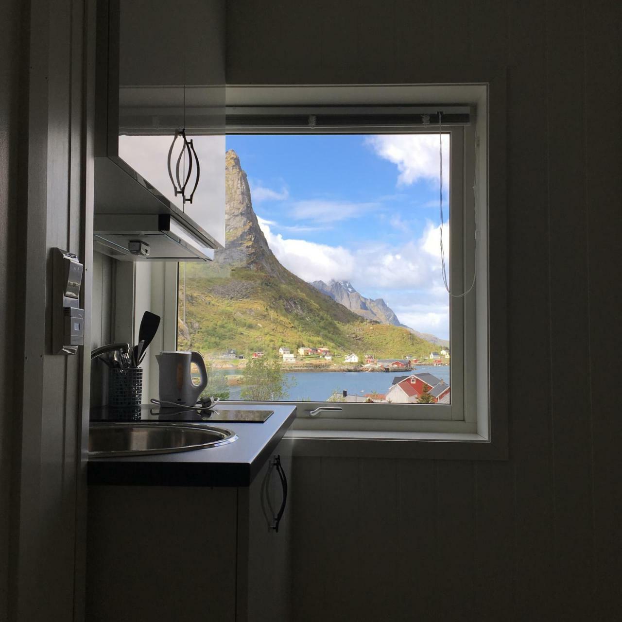 Lofoten Bed & Breakfast Reine - Rooms & Apartments Exterior foto